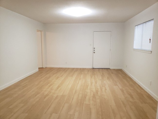 Photo - Antilles Apartments