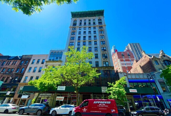 Building Photo - 166 W 72nd St Unit 2C Rental