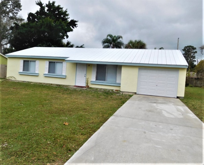 Photo - 621 24th Pl SW Casa