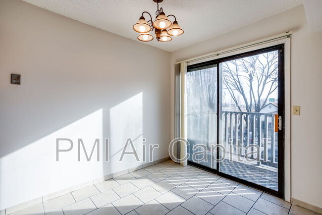 Photo - 535 S Lulu Ave