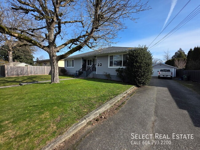 Building Photo - 9766 Feniak St