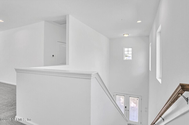 Photo - 128 Wineberry Ln