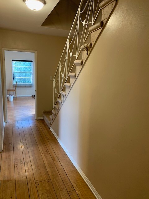 626-628 Midvale Ave