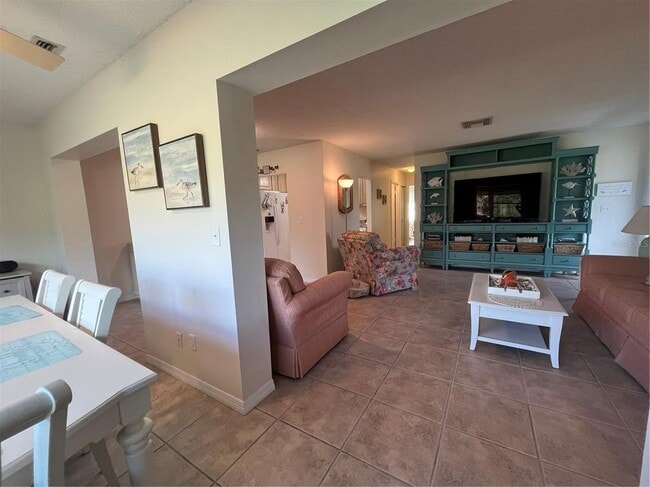 Photo - 1907 Canterbury Ln Unidad 10