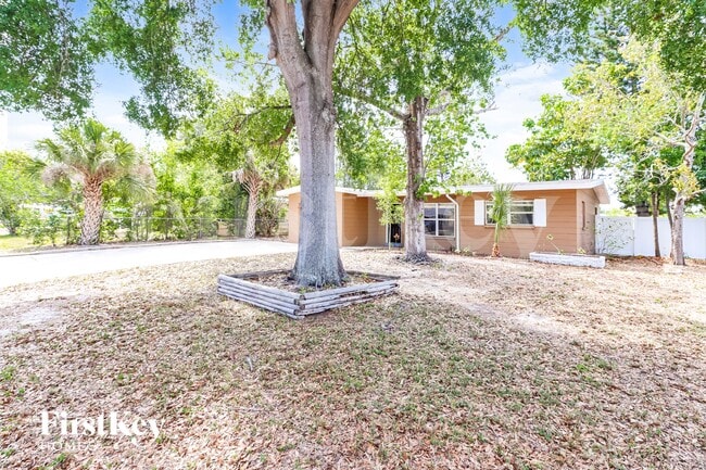 Photo - 6178 39th Ave N