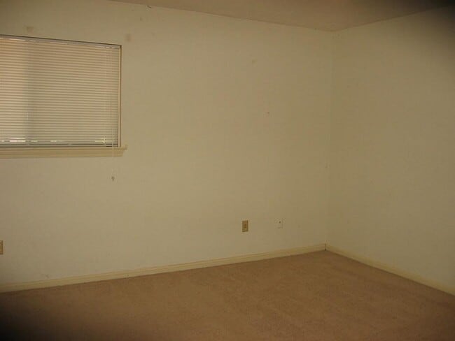 Photo - 25407 Tuckahoe Ln