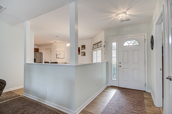 Photo - 1302 Bayswater Dr