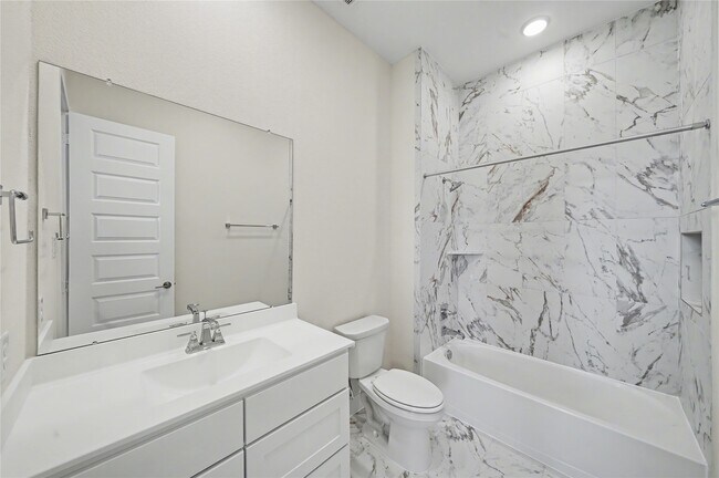 Photo - 5623 Logan Ridge Ln