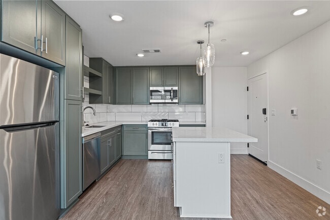 1BR, 1BA - 943SF