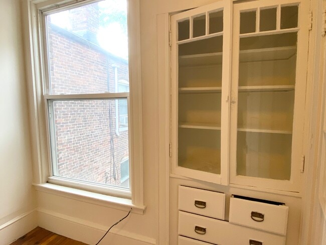 Photo - 126 Glenville Ave Unit 2