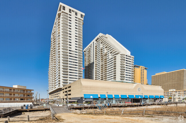 Building Photo - 3101 Boardwalk Unit 2010-2 Rental