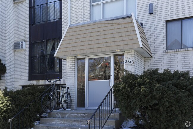 Photo - 2525 Harriet Ave S