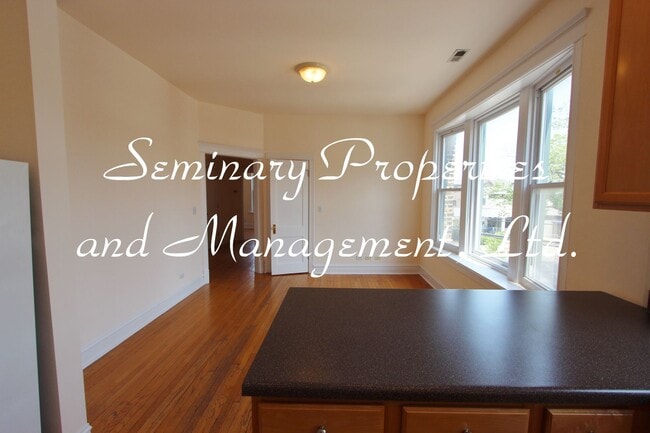 Photo - 1415-17 W Addison