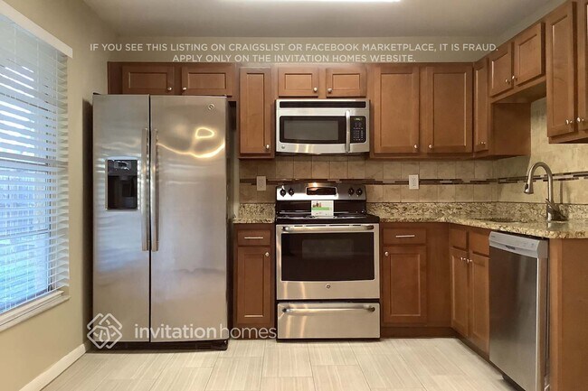 Photo - 1012 Axlewood Cir