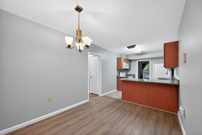 Photo - 85 Brookside Pl