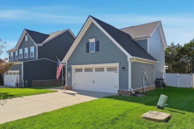 Photo - 838 Dean Dr