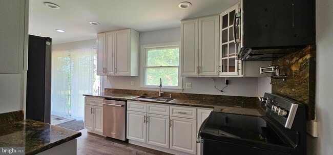 Photo - 10109 Lees Mill Rd