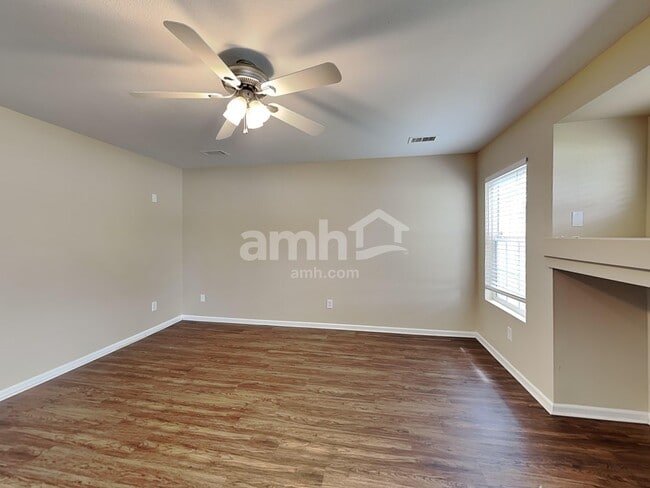 Photo - 21630 E Stoll Pl