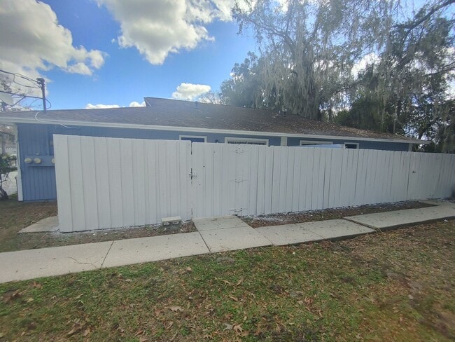 Photo - Renovated 2 Bedroom 1 Bath Quadplex-Ocala! Unit 1870 #D