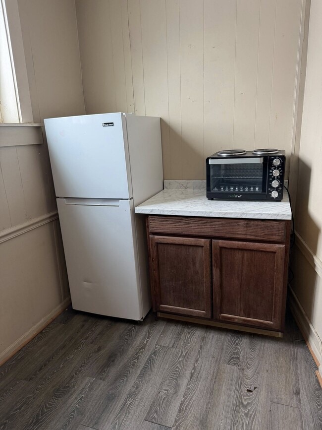 Photo - 1340 Linden Ave