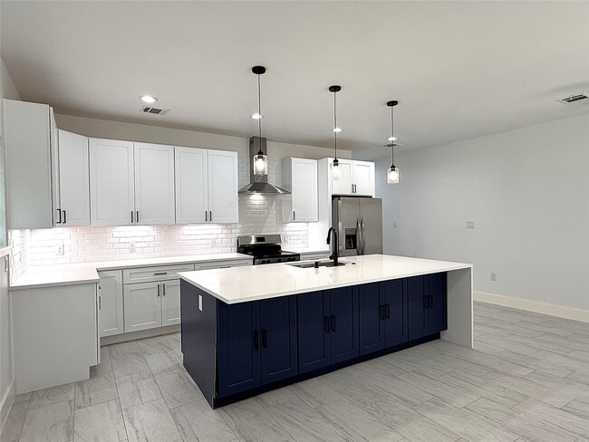 Photo - 6708 Conley St