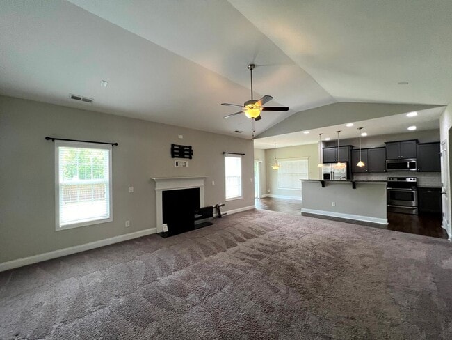 Photo - 198 Meherrin Lp