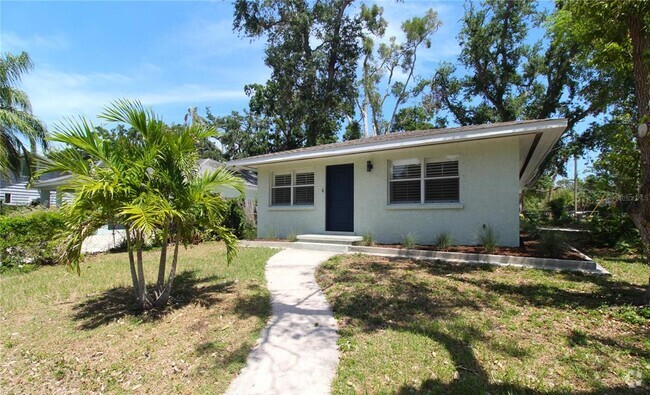 Building Photo - 1802 Cocoanut Ave Rental