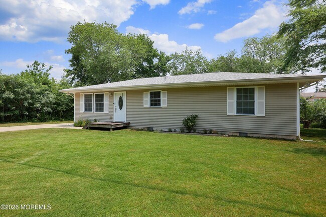 Photo - 313 Oleary Ave