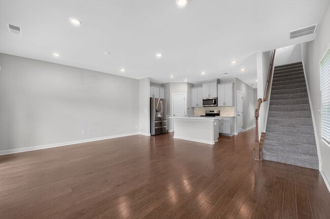 Photo - 1443 Old Rivers Rd