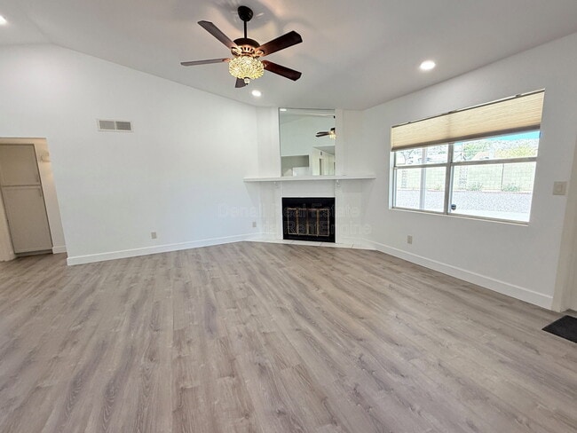 Photo - 4536 E Cheyenne Dr