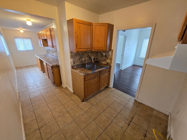 Photo - 7543 Cadillac Ave