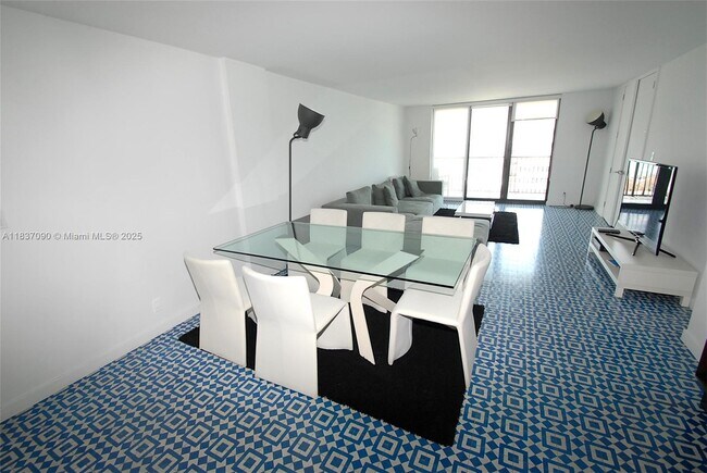 Building Photo - 1800 Collins Ave Unit 18F Rental