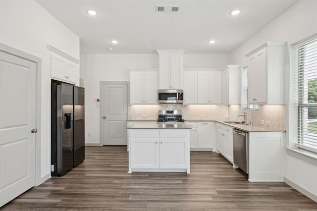 Building Photo - 6441 Northern Dancer Dr Rental