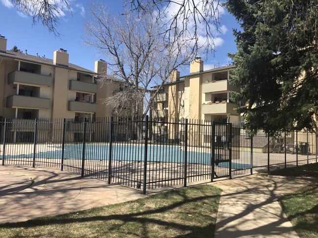 Photo - 3035 Oneal Pkwy Unidad #V34 Rental