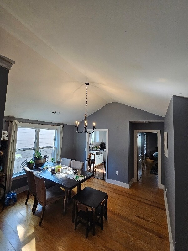 Photo - 2104 Razorback Ln