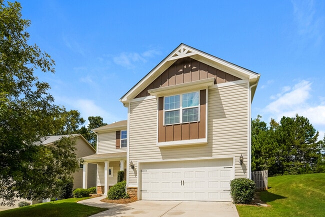 Spacious Two-Story Home in Sharpsburg, GA - Spacious Two-Story Home in Sharpsburg, GA