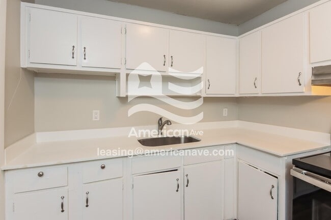 Photo - 5039 Wellborn Dr