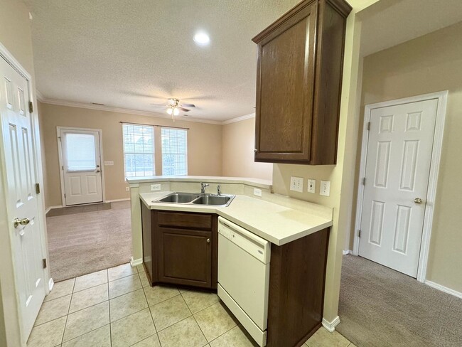 Photo - Conway - 3 Bedroom / 3 Bedroom Townhouse