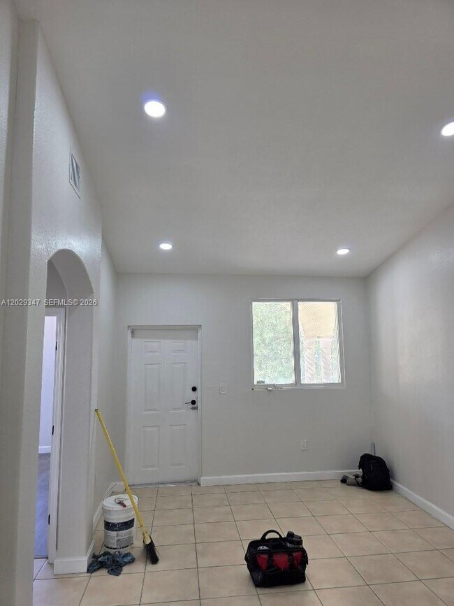 Photo - 1661 SE 29th Ct Unit 209