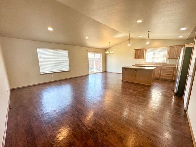 Photo - Spacious 3 Bedroom 2 Bathroom Home Now Available