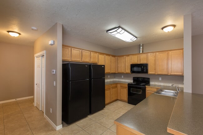 Photo - 223 NW 12th St