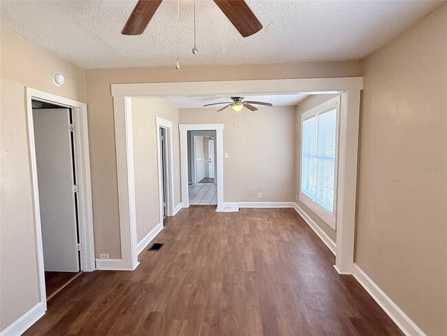 Photo - 2609 4th St S