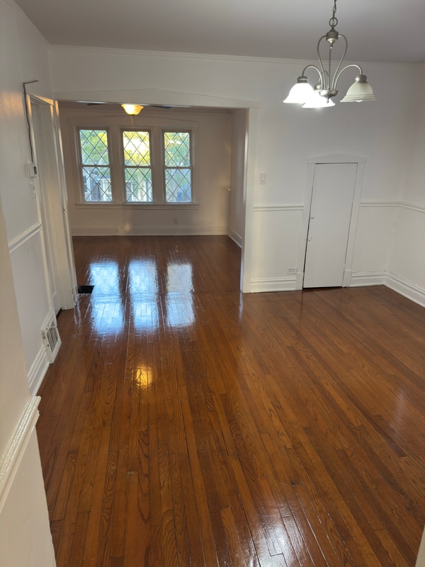Building Photo - 2224 N Kenneth Ave Rental