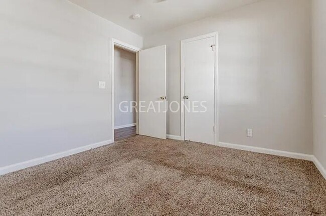 Photo - 2938 Urban Ave