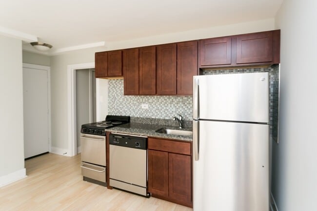 Photo - 450 W Wellington Ave Unidad F2