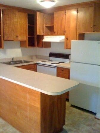 Kitchen - 419 Woodhaven Ct