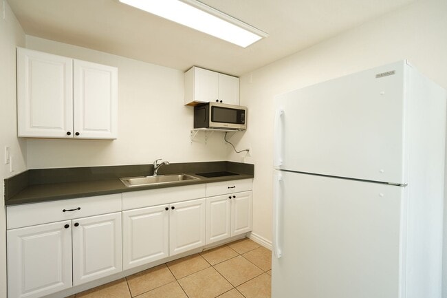 Photo - 1405 N Riverside Ave Unidad 2