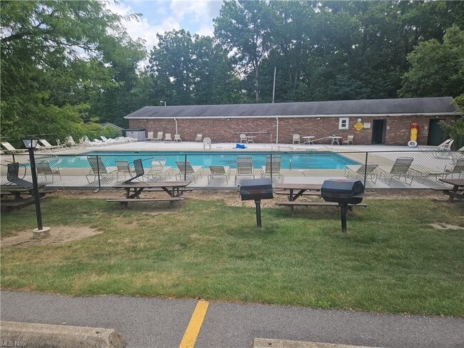 Photo - 7010 Carriage Hill Dr Unit 201