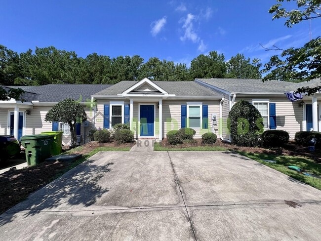 Building Photo - 202 Elders Pond Cir