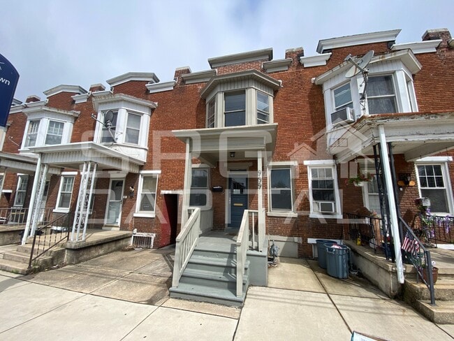 Photo - 909 E Philadelphia St House